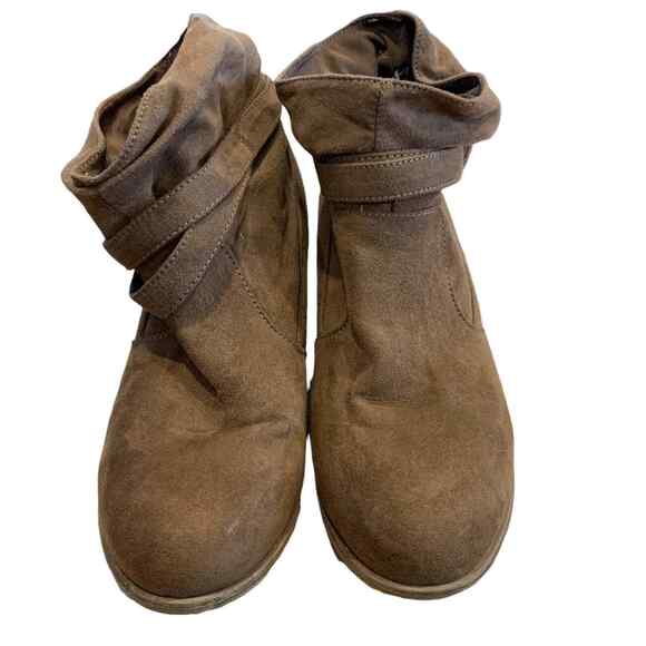 American eagle slouch shoes ankle booties size 8 brown 2” heel - Picture 3 of 9